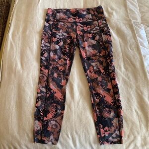 Lululemon fast and free crop 23” leggings with pockets
